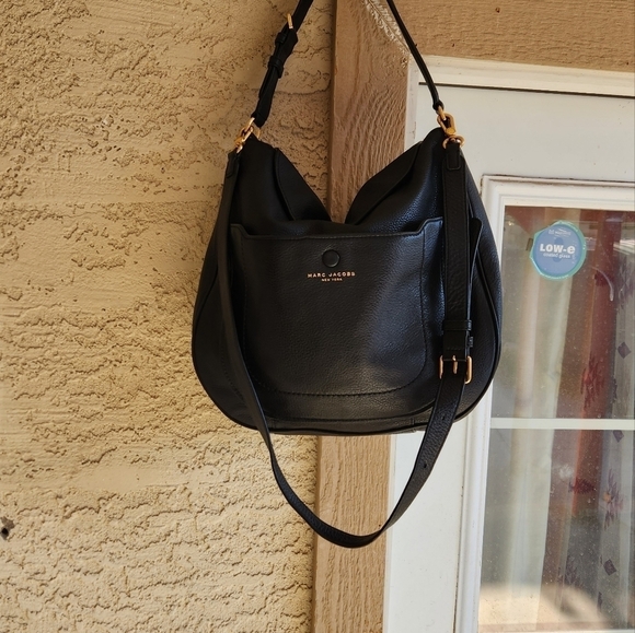 Marc Jacobs Black Crossbody Hobo Bag - Picture 6 of 12